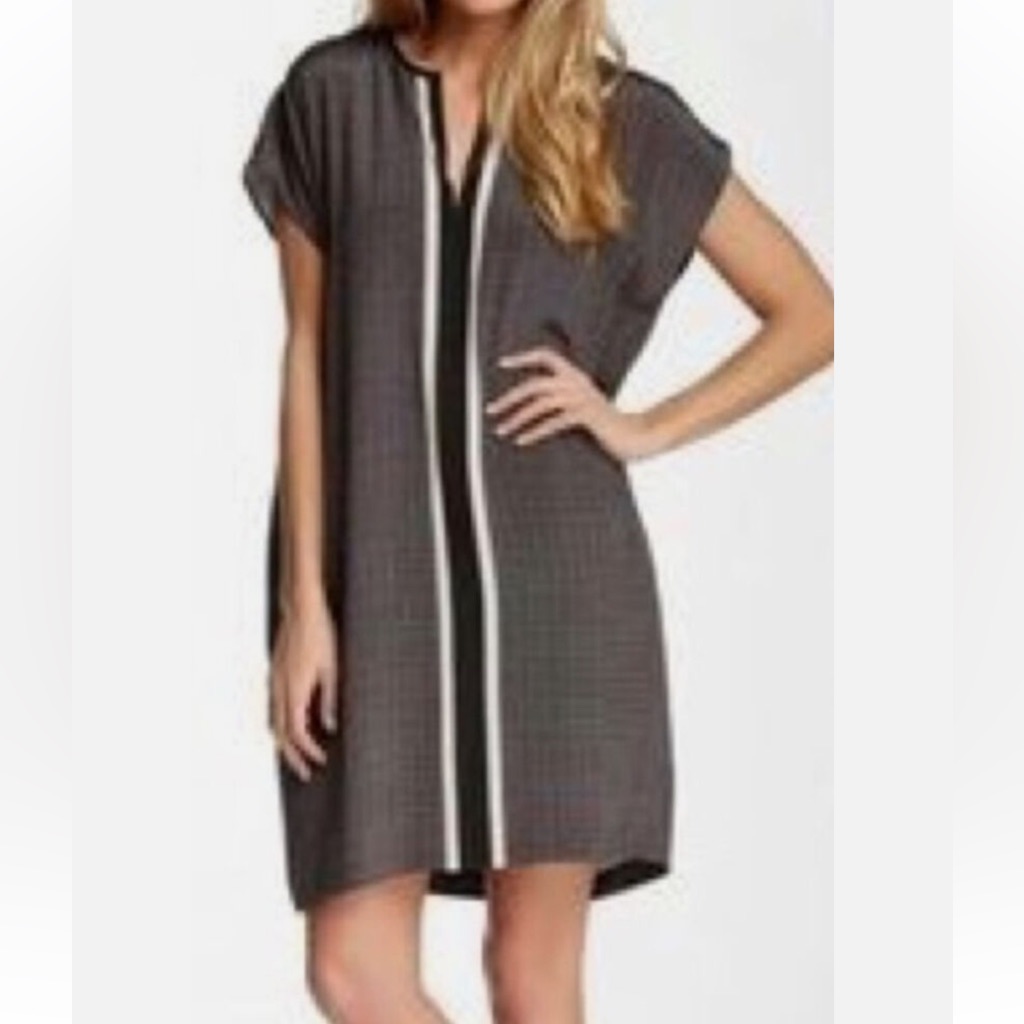 Vince Ptp 21" 100% Silk Shift Dress Black & Beige Print